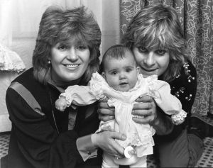 Ozzy Osbourne, Sharon, Aimee  1984 NY.jpg